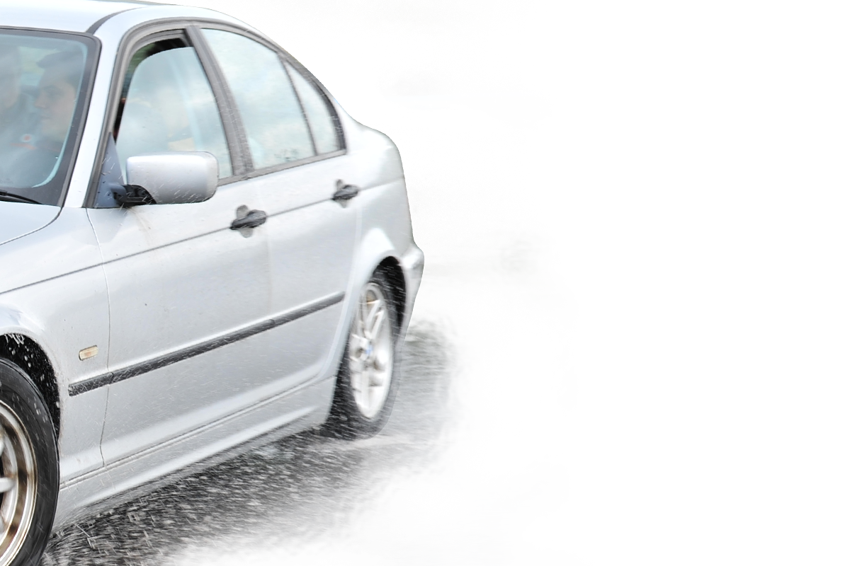 Skid Control Driving experience Skid control on Scotland's only Skid