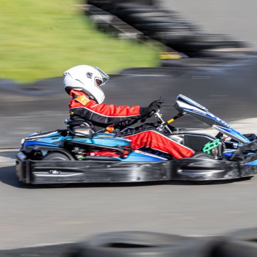 Situated at the heart of Scotland's National Motorsport Centre just 30 mins from Edinburgh, 40 miles from Glasgow and 2 hours from Aberdeen, Knockhill Karting is the ultimate choice for your Karting Event.